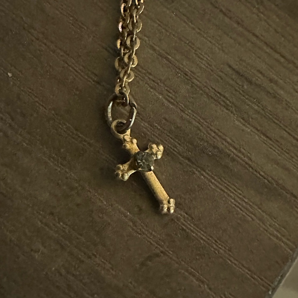 Delicate Vintage Gold Cross Pendant Necklace